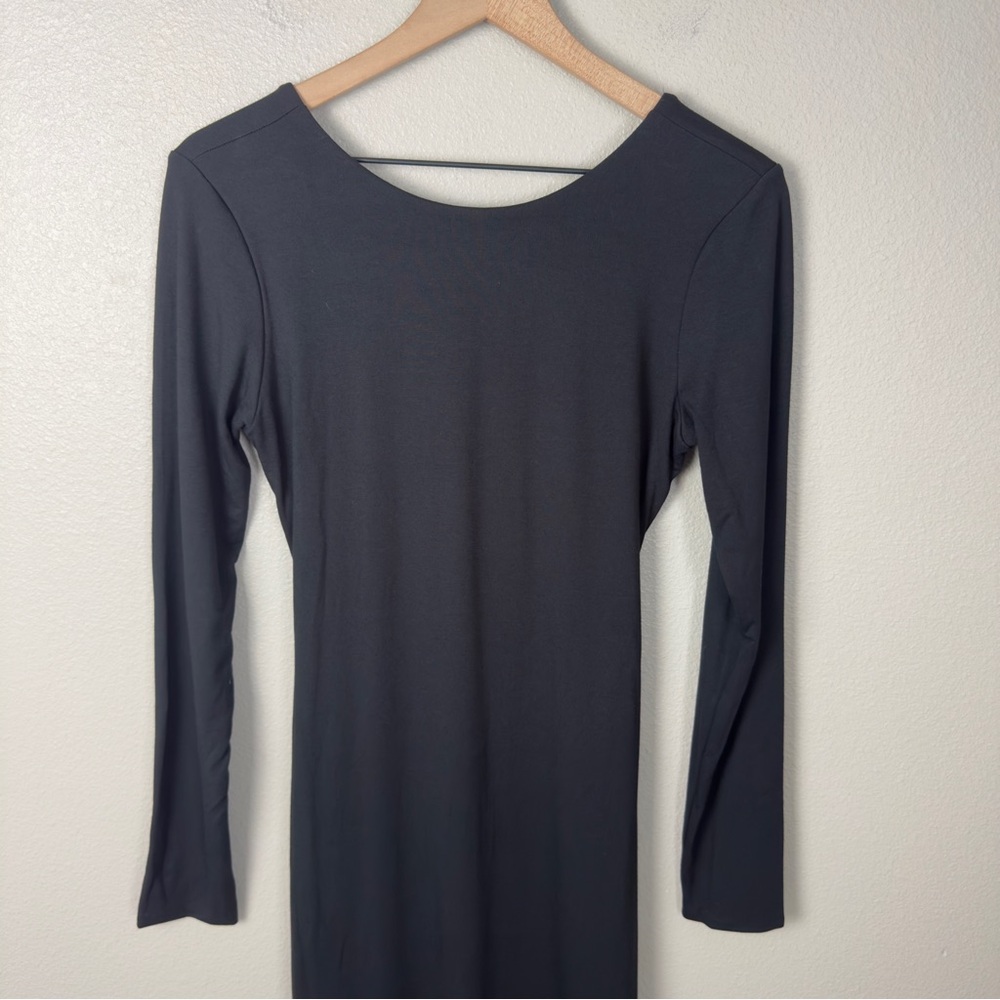 Oh Polly NWT Kian Longsleeve Backless Maxi Dress - Picture 3 of 9